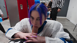 В раздевалке